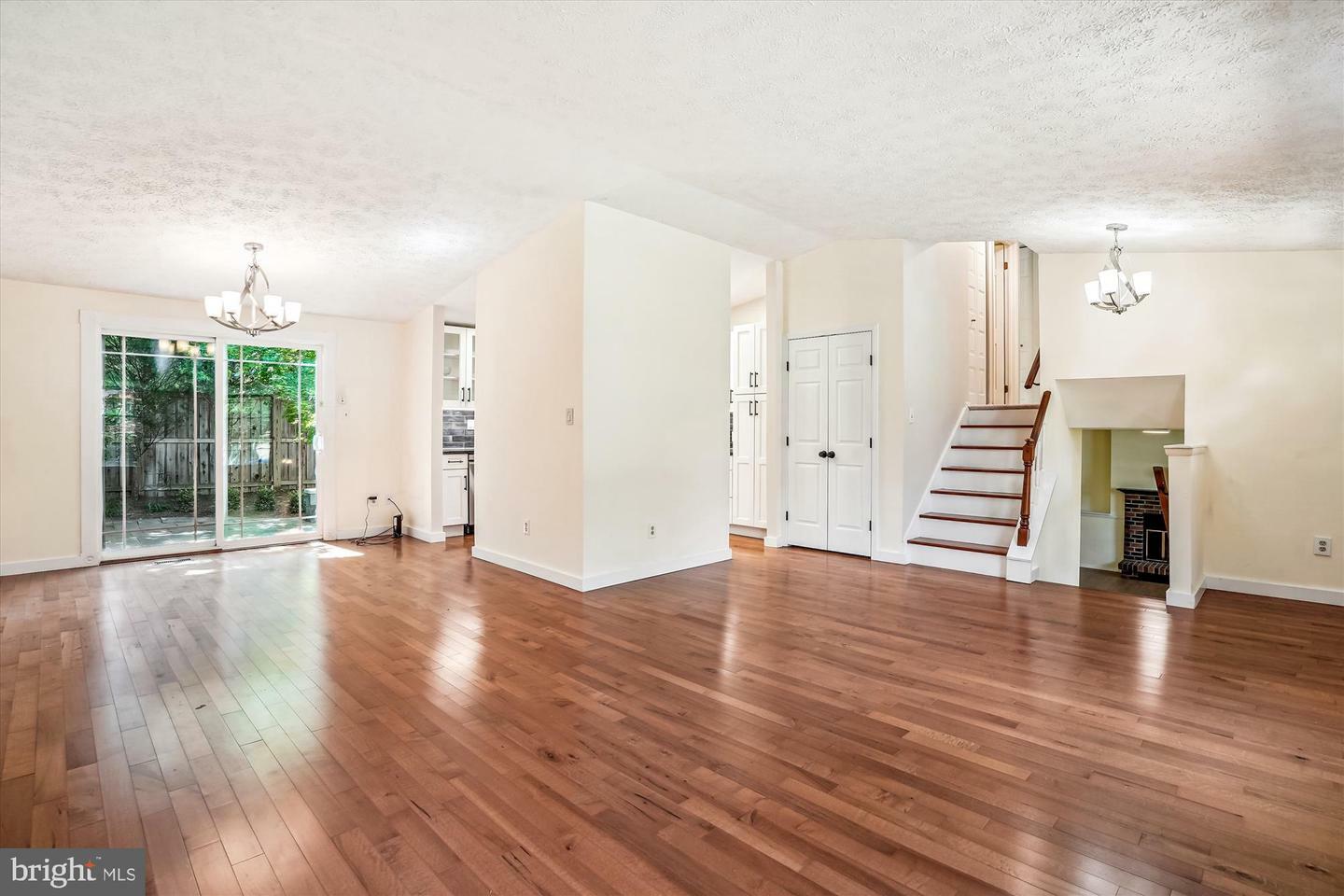 Property Photo: 958 Tympani VA 20170