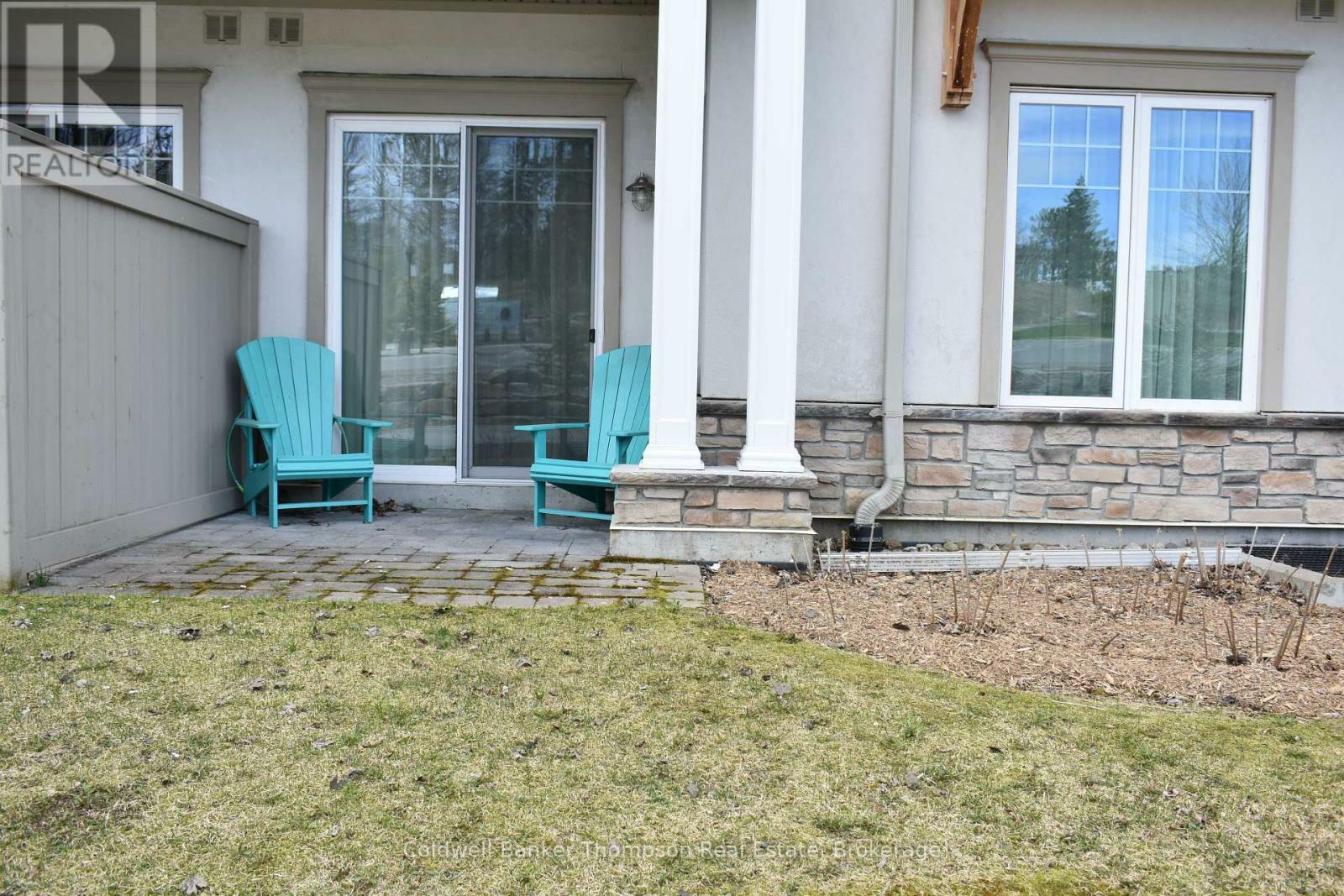 Photo de la propriété: 25 Pen Lake Point Road 118 ON P1H 1A9