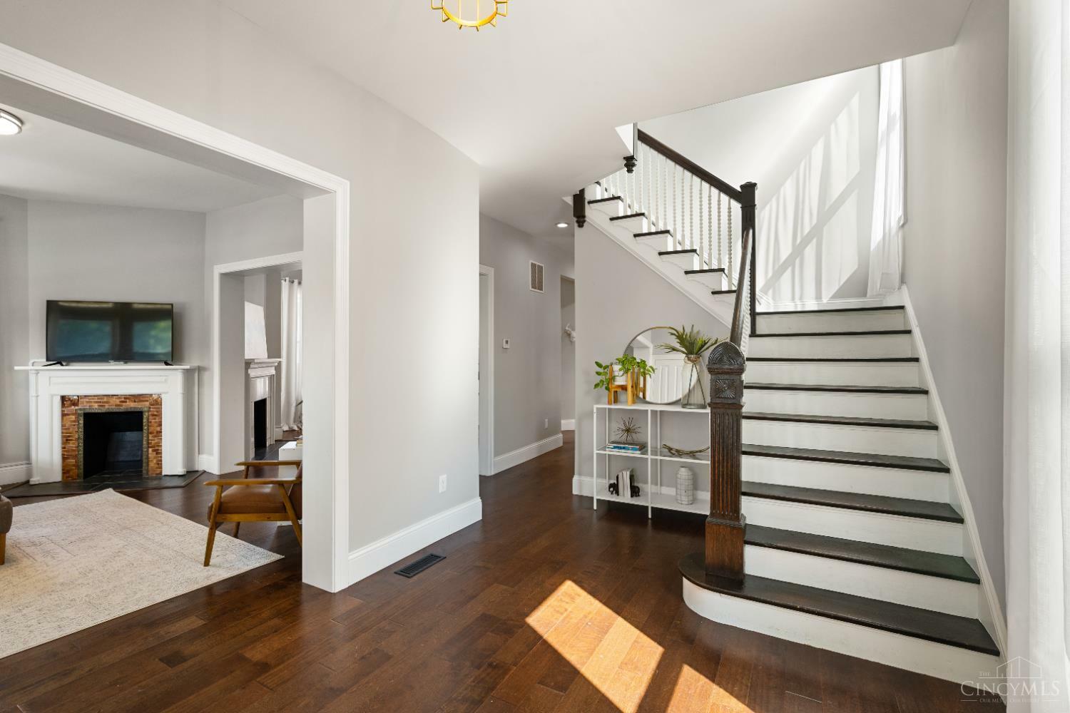 Property Photo: 4440 Lafayette Avenue OH 45212