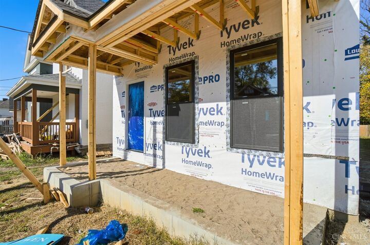 Property Photo:  1730 Hewitt Avenue  OH 45207 