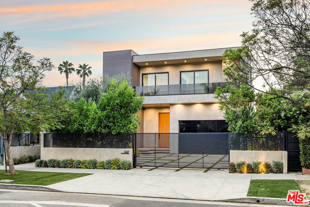 347 N Alfred St  Los Angeles CA 90048 photo