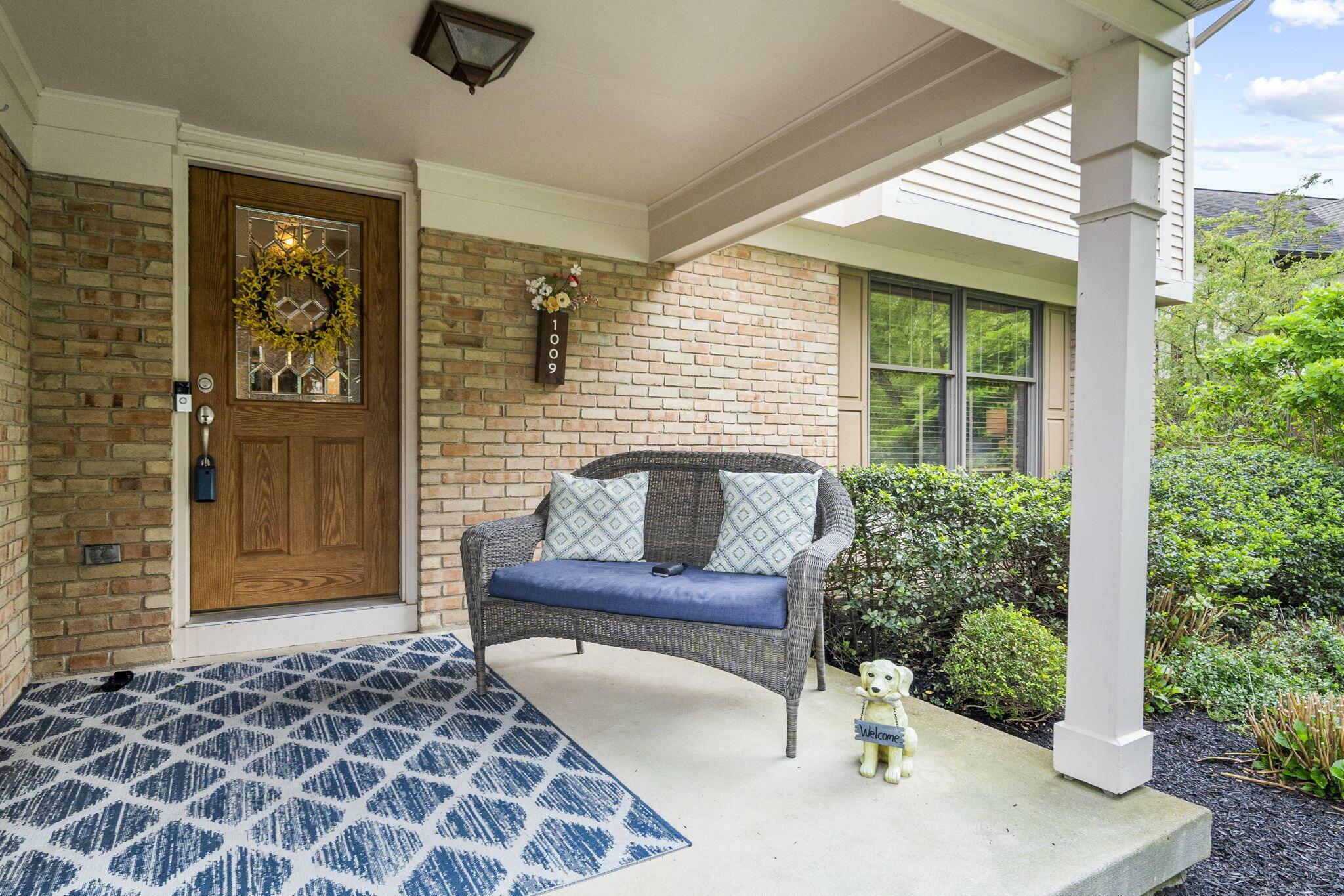 Property Photo: 1009 Tall Tree Court OH 43081