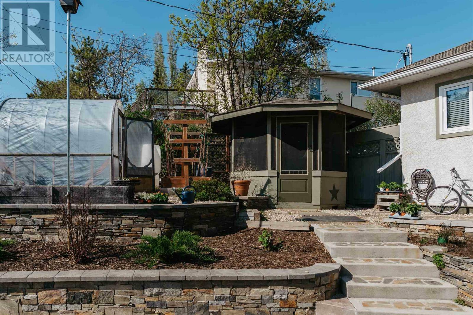 Property Photo: 1322 Beach Road ON P0X 1C0