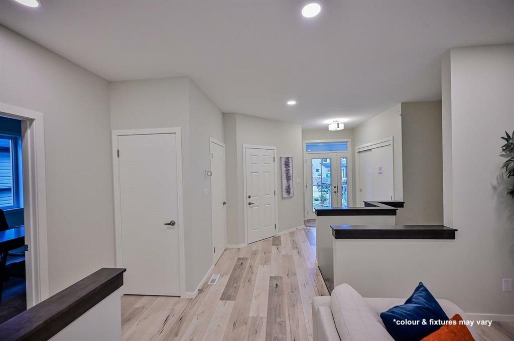 Property Photo: 74 Aspen Cove MB R4A 0E7