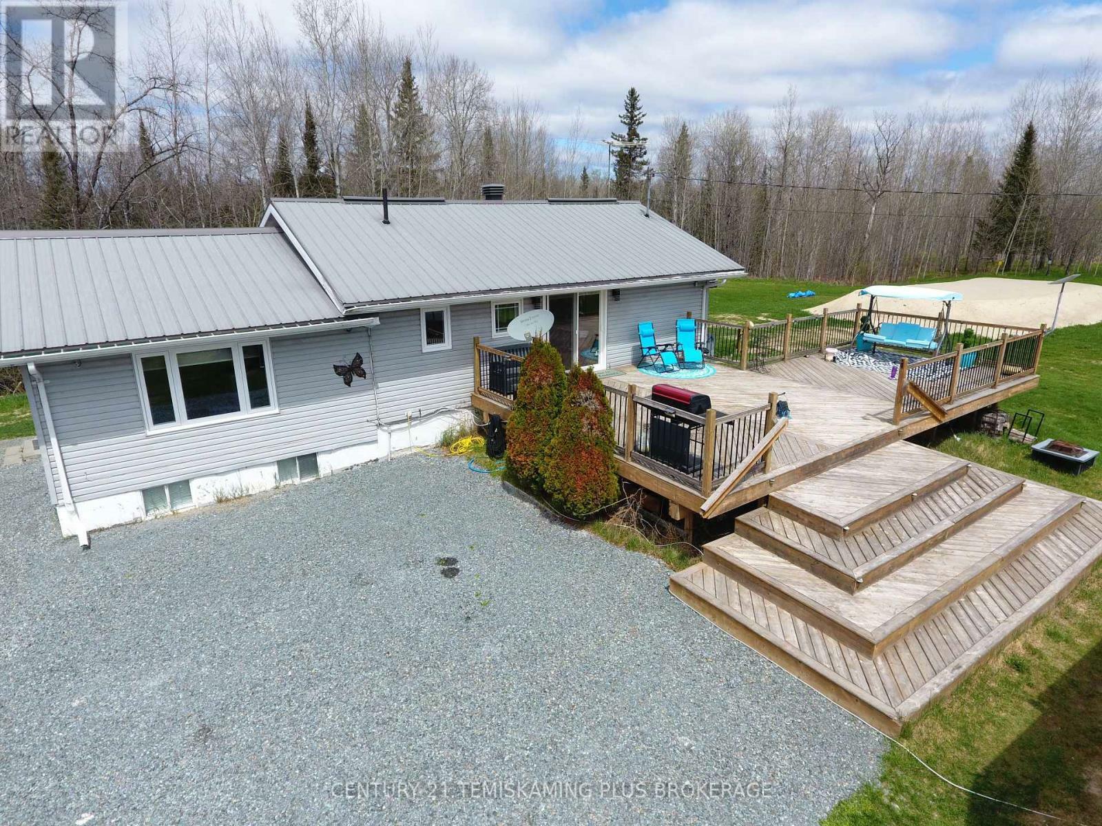 Property Photo: 487611 Aidie Creek Garden Road ON P0J 1H0