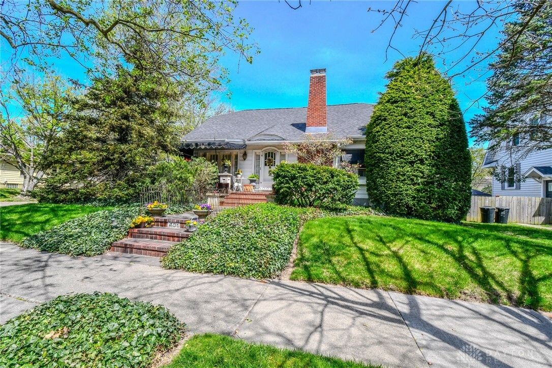 Property Photo: 401 Hadley Avenue OH 45419