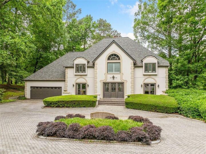 Property Photo: 550 Atlanta Country Club Drive SE GA 30067