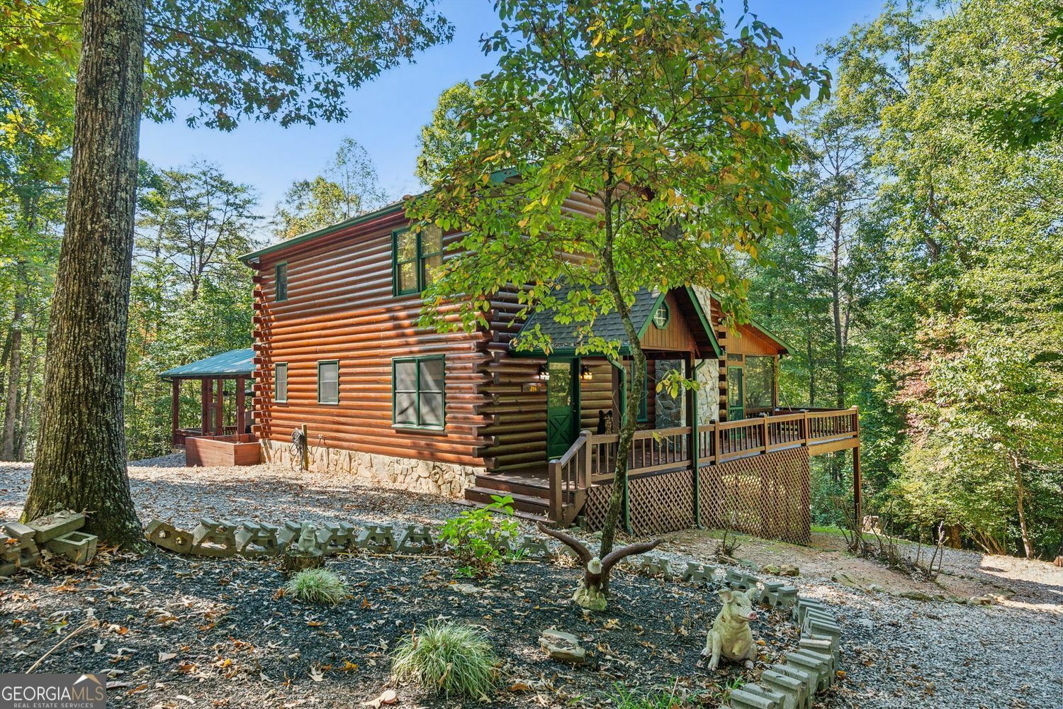 Property Photo: 246 Meadowoods Drive Drive GA 30560