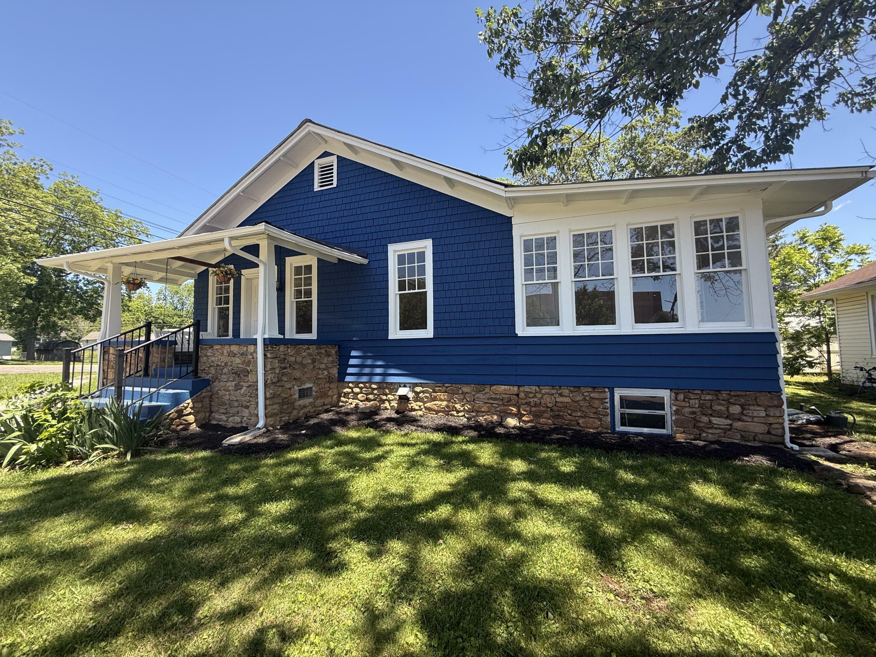 Property Photo: 110 7th Street TN 37380