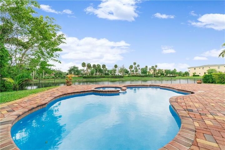 Property Photo: 9722 Clemmons St FL 33076