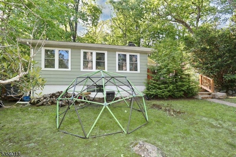 Property Photo: 58 Hillside Rd NJ 07456
