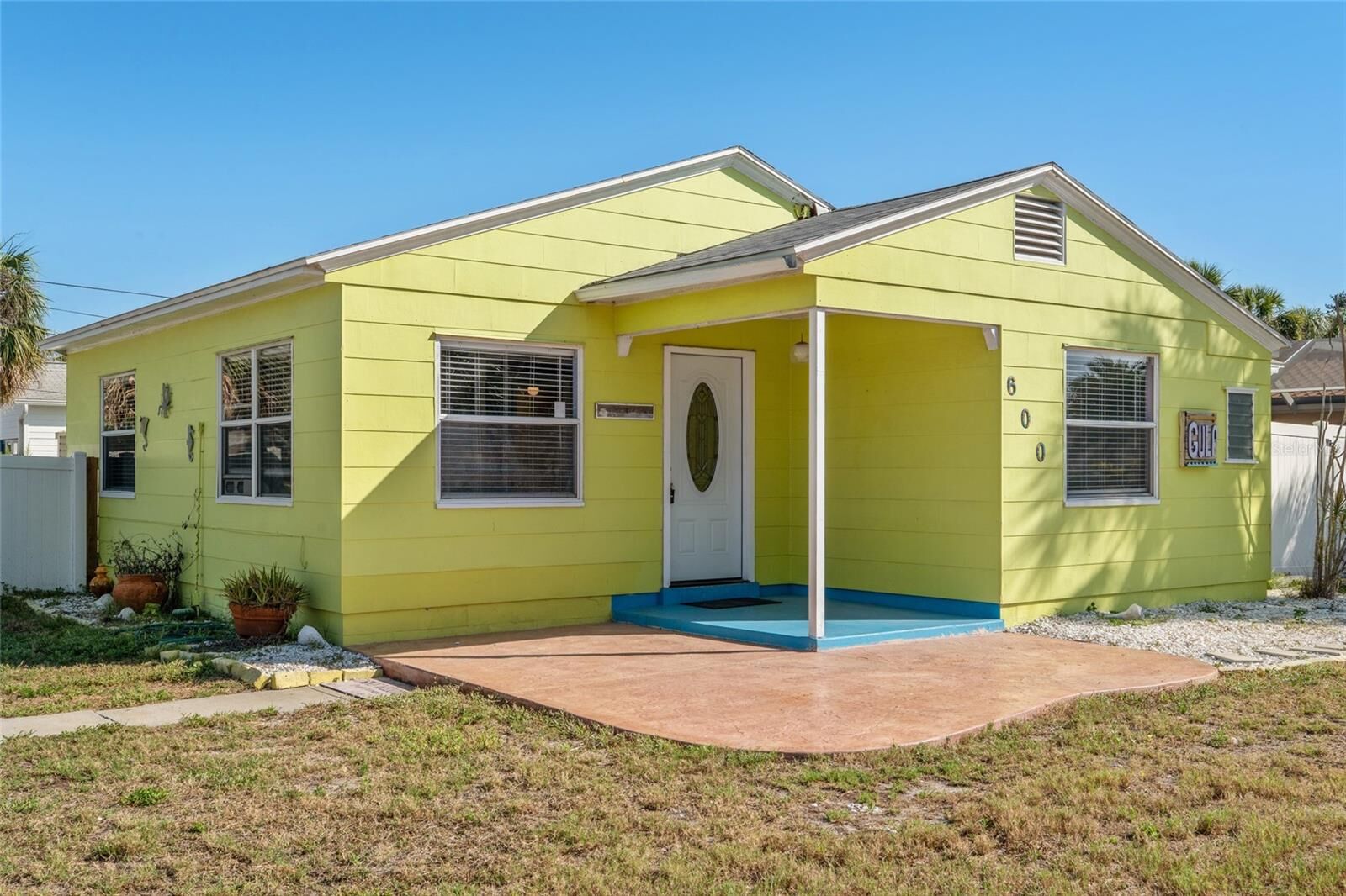 Property Photo:  600 79th Avenue  FL 33706 