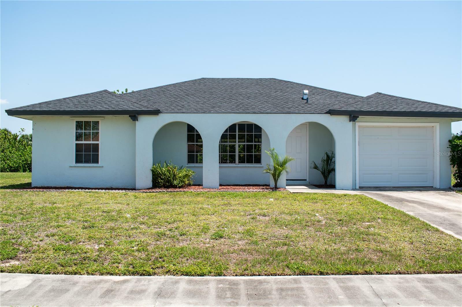 Property Photo: 2271 Alton Road FL 33952