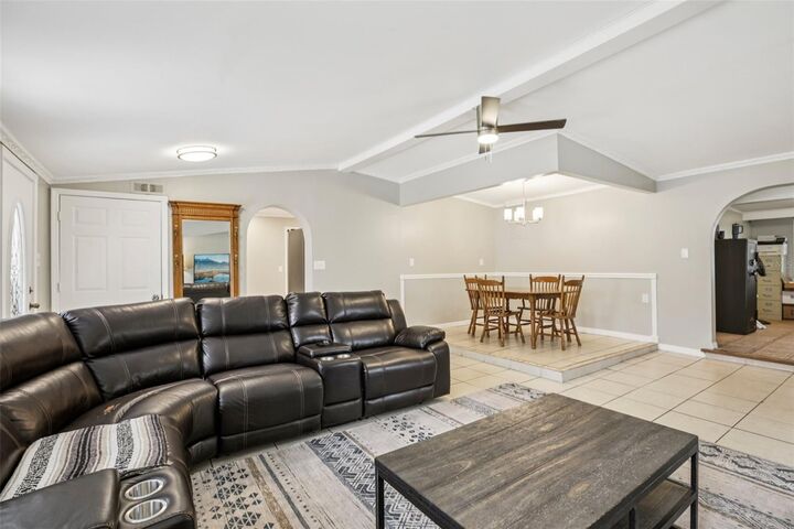 Property Photo: 705 Poinsettia Avenue FL 34731