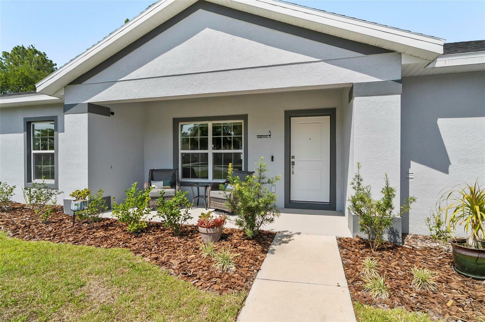Property Photo: 5 Serenade Place FL 32164
