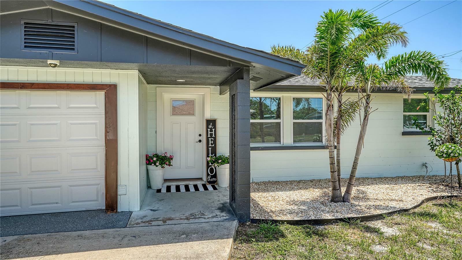 Property Photo: 1227 Porpoise Road FL 34293