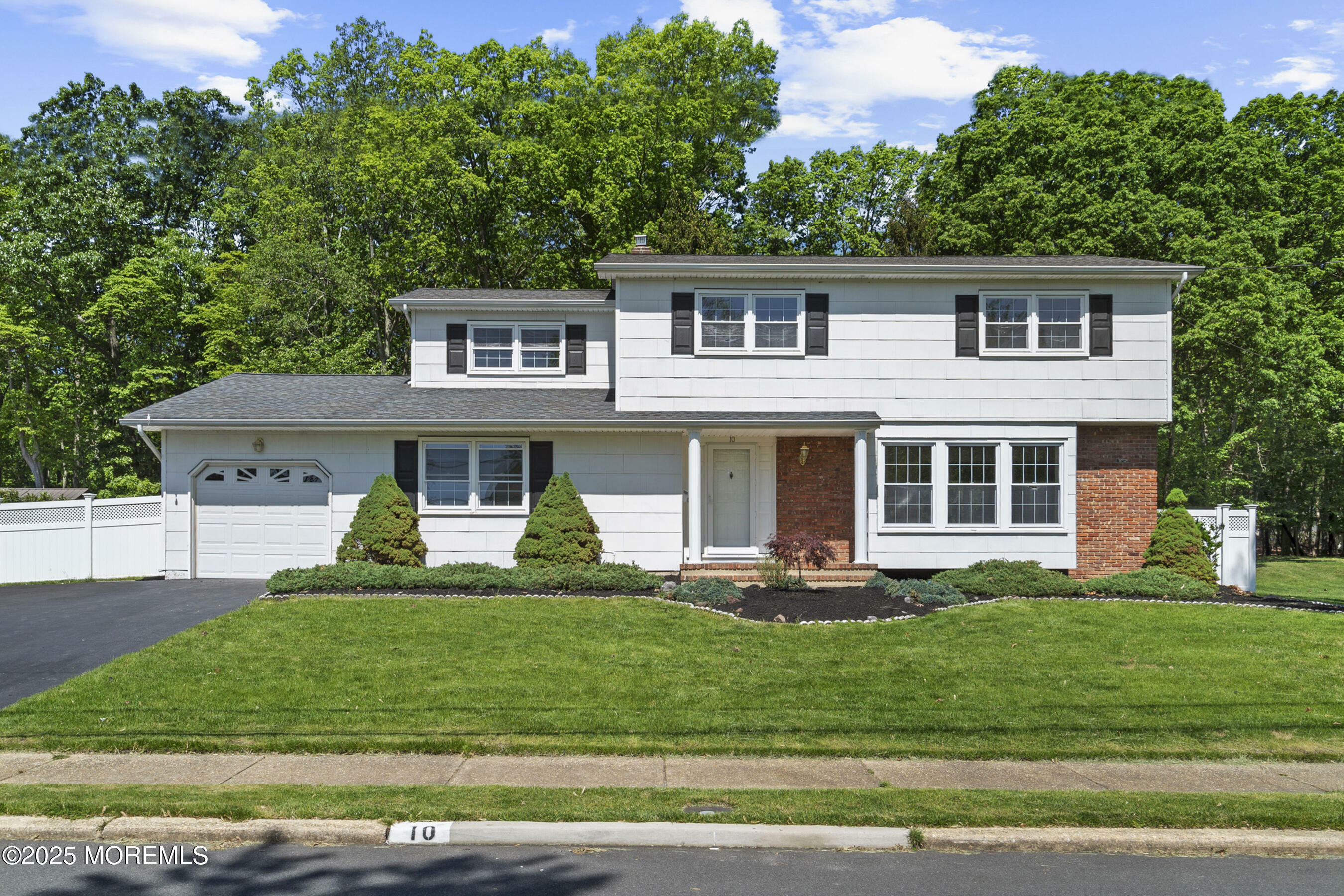 10 Pepperidge Road  Howell NJ 07731 photo