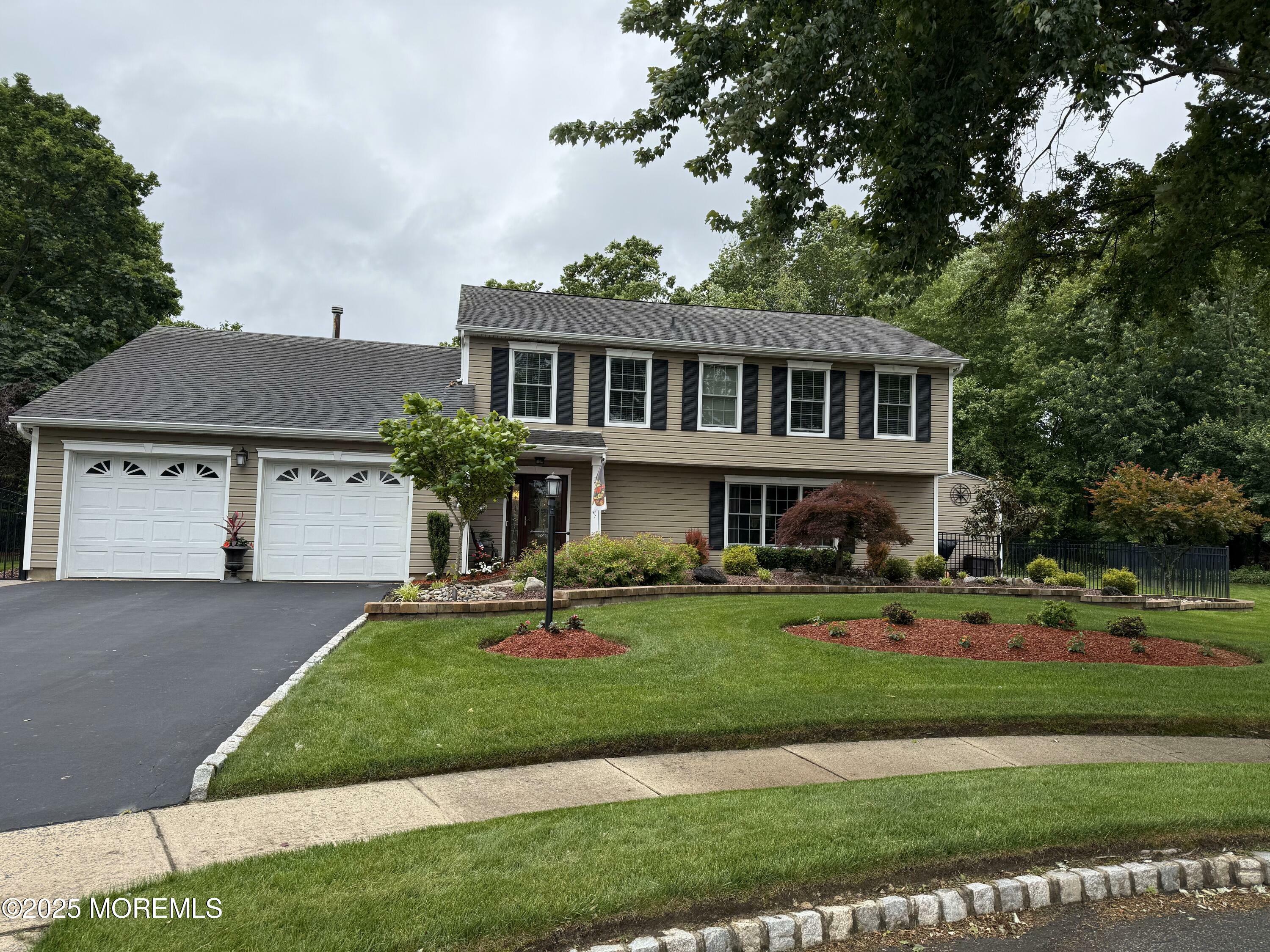 Property Photo: 7 Manor Court NJ 08857