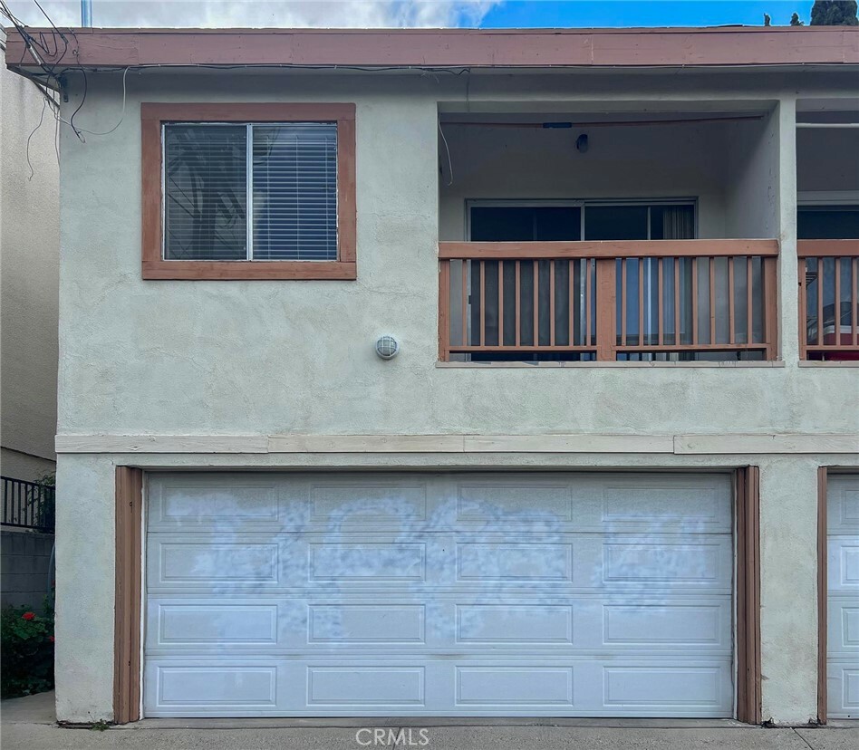 Property Photo: 17112 Chatsworth Street D CA 91344