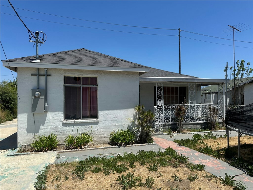 Property Photo: 725 W K Street CA 92324