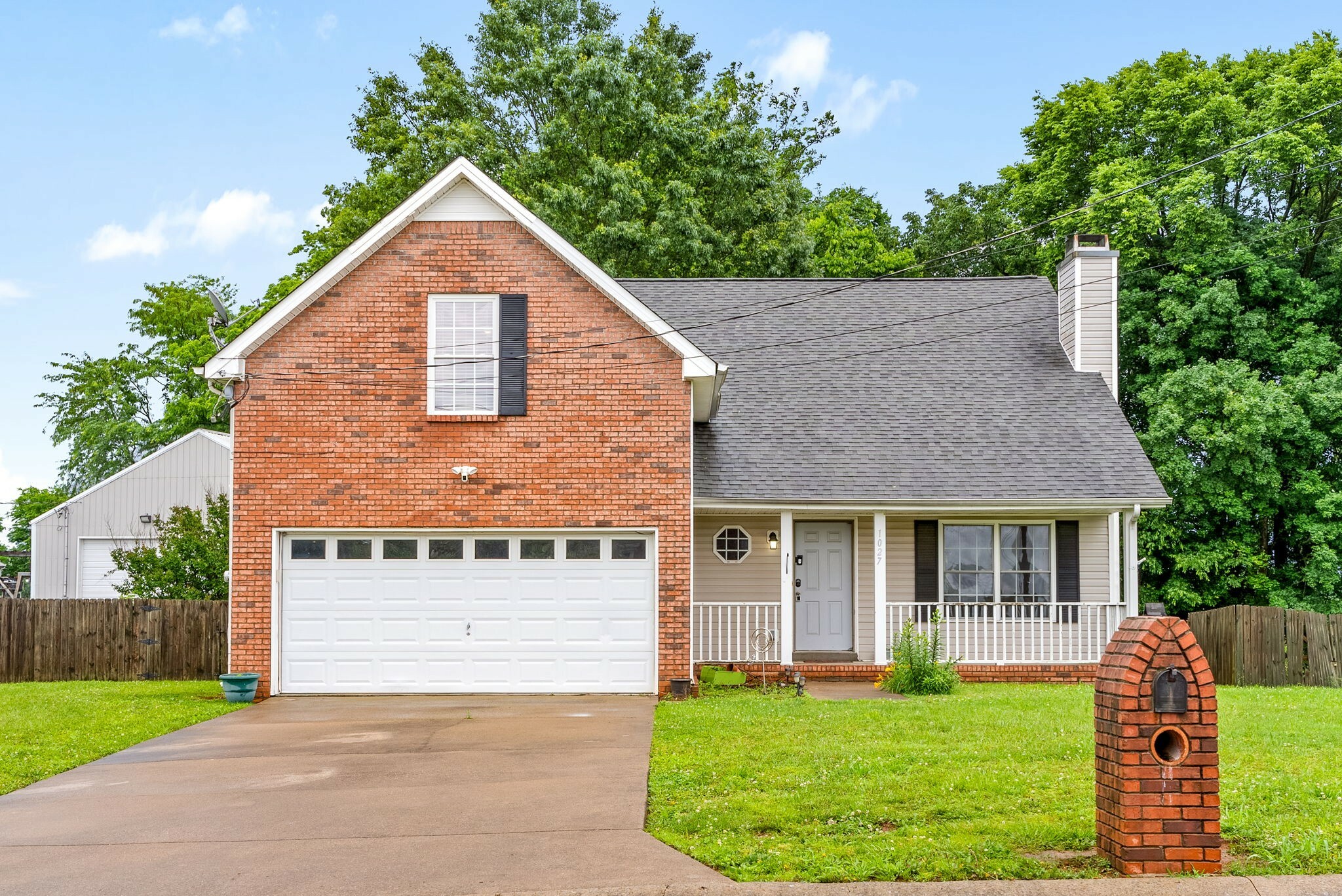 Property Photo: 1027 Sugarcane Way TN 37040