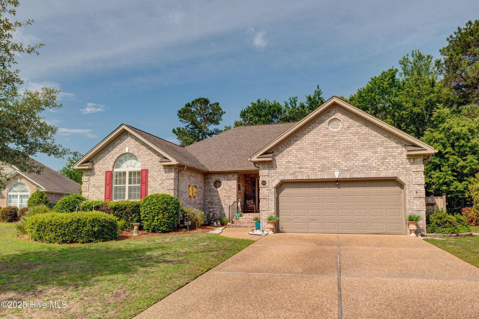 Property Photo: 1106 Jamesford Court NC 28451