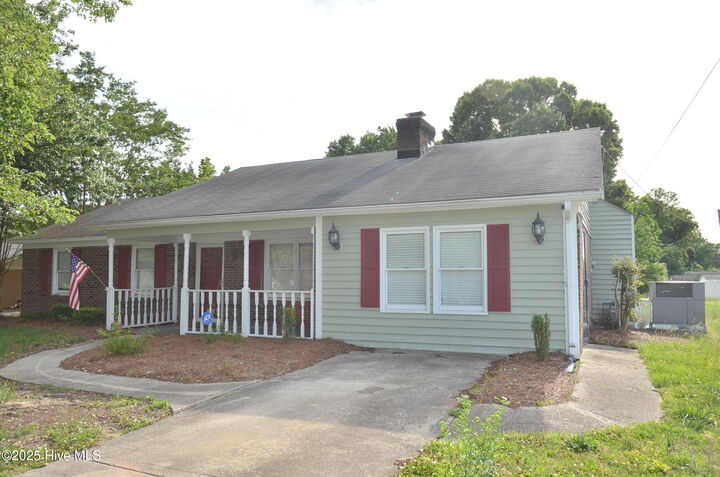 Property Photo: 1412 Clubview Drive NC 27804