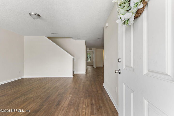 Property Photo:  1343 Pangola Drive  FL 32205 