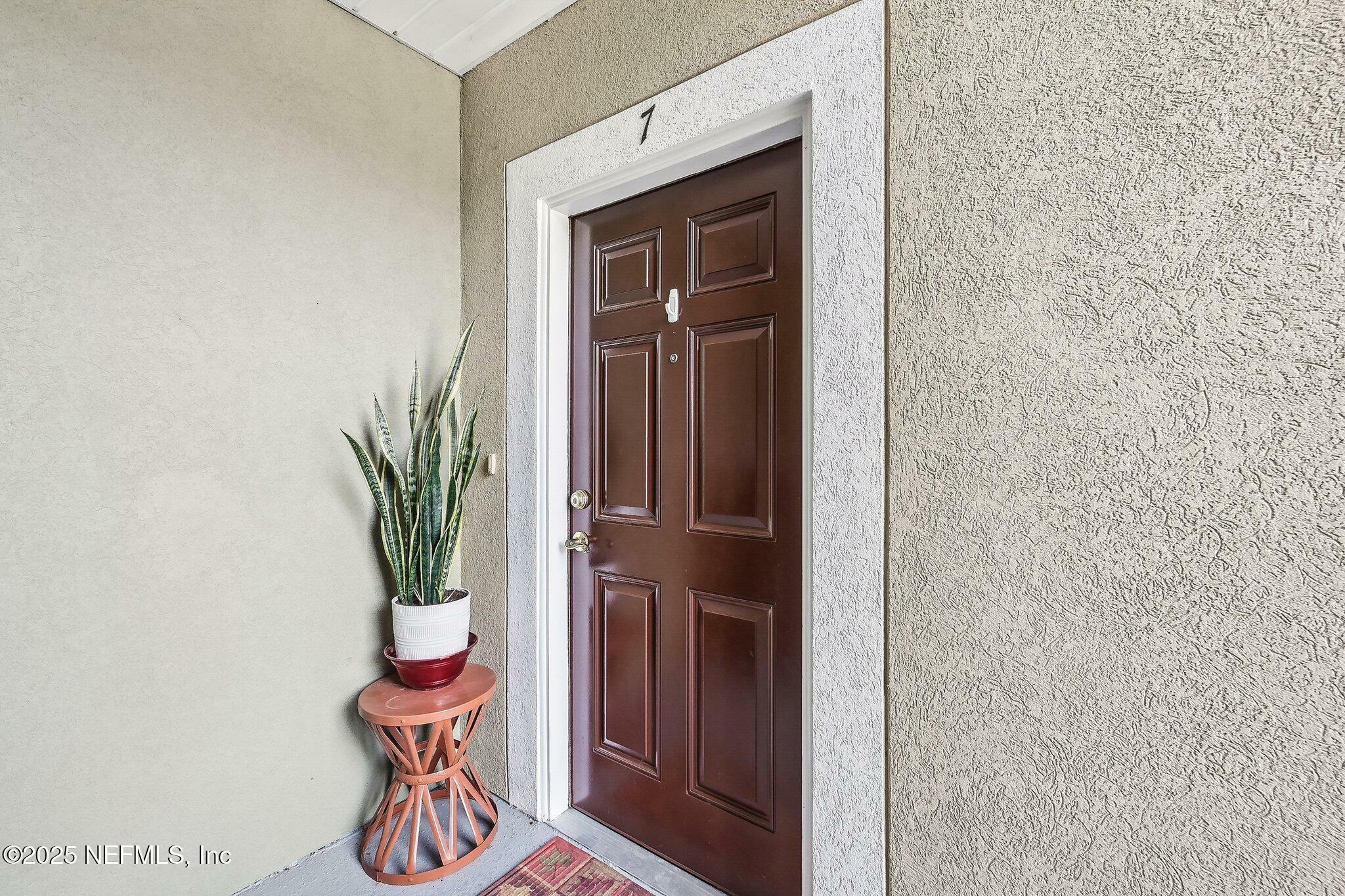 Property Photo: 6984 Ortega Woods Drive 8-7 FL 32244