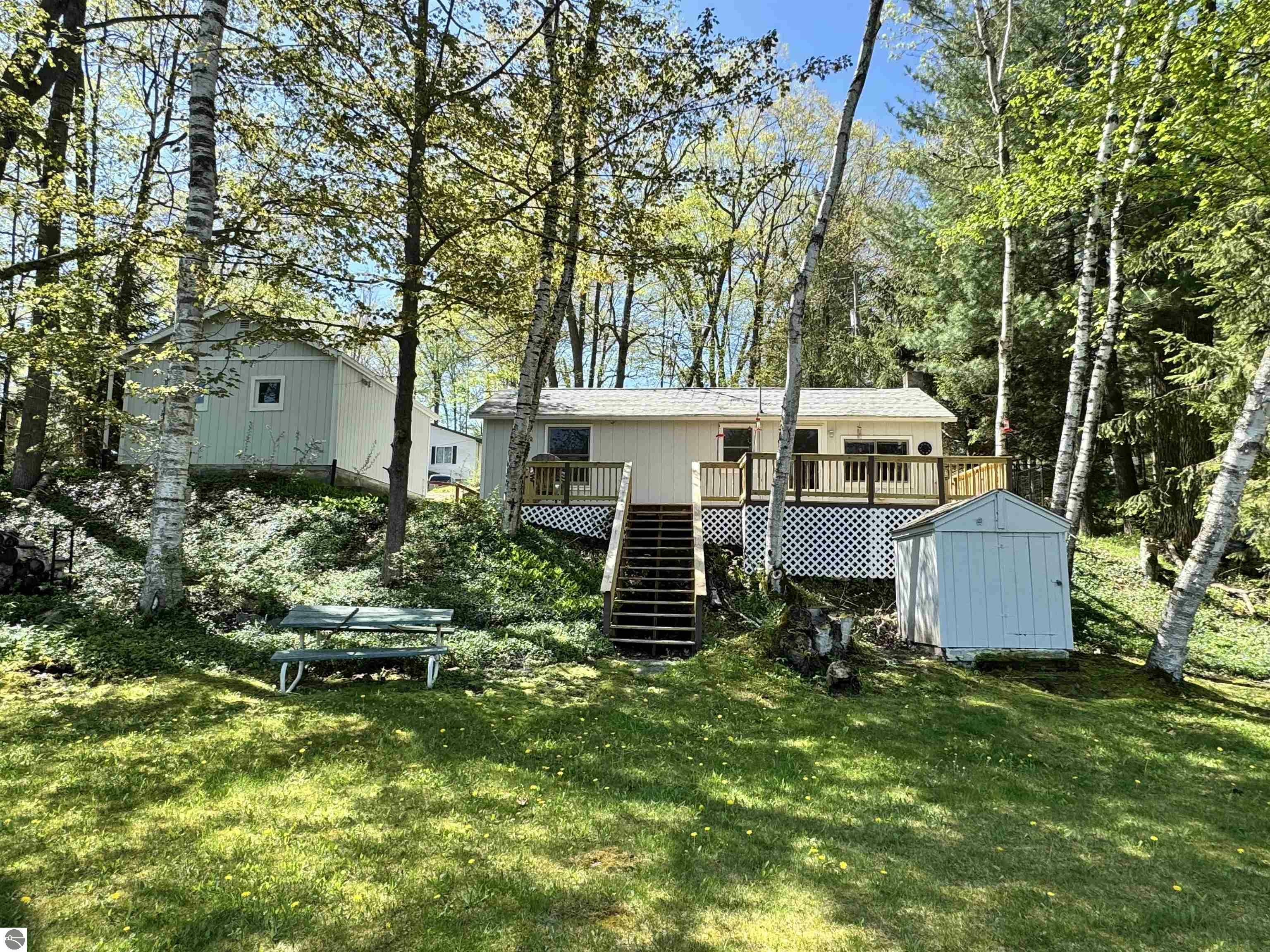 921 Pine Street  Harrison MI 48625 photo