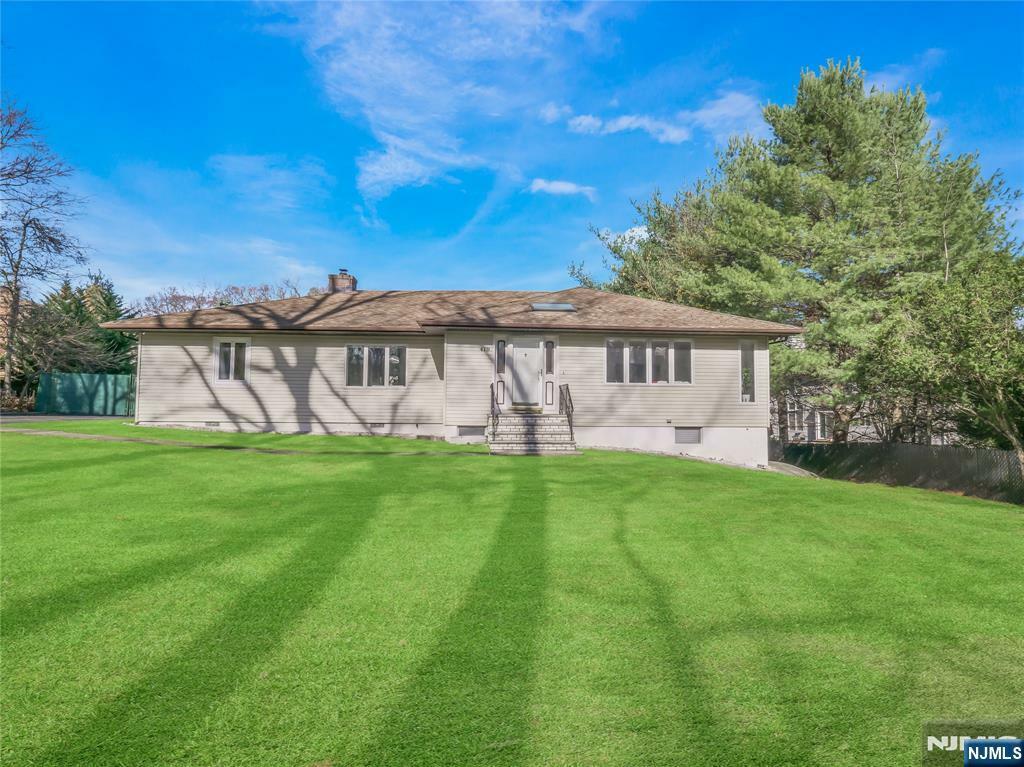 Property Photo: 419 Ratzer Road NJ 07470