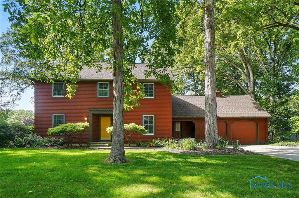 Property Photo:  1301 Forest Park  OH 45840 