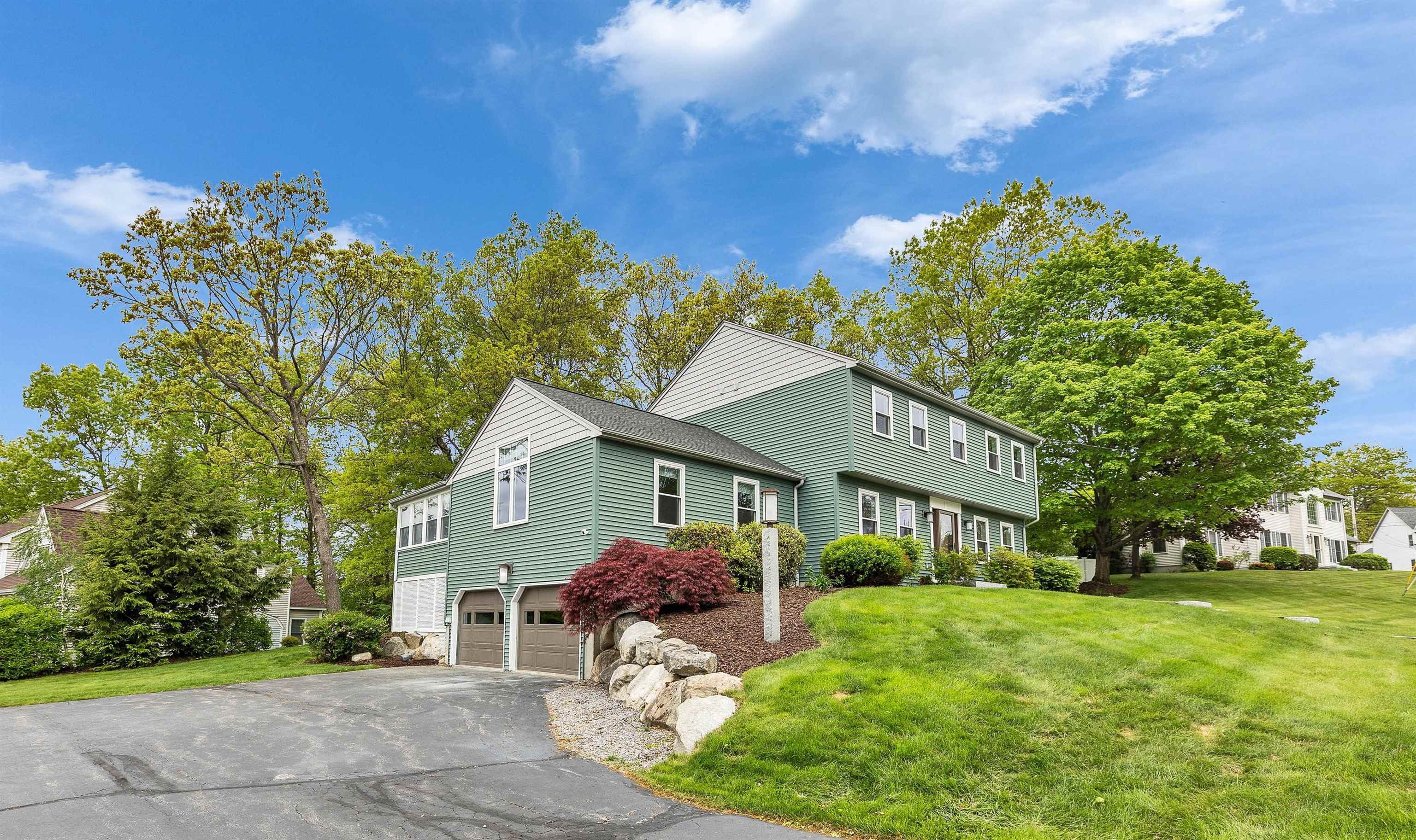 Property Photo: 390 Currier Drive NH 03104