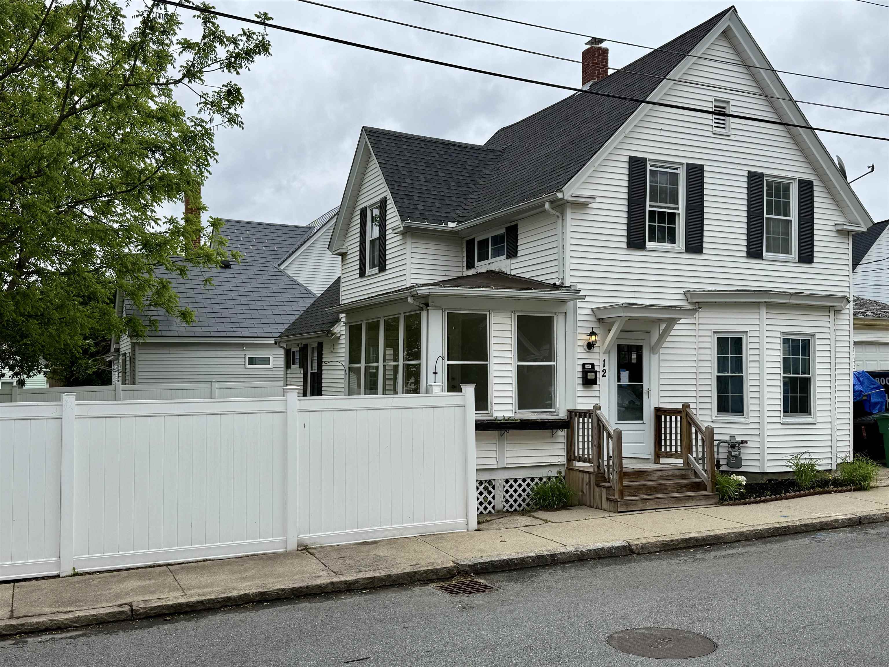 12 Badger Street  Nashua NH 03060 photo