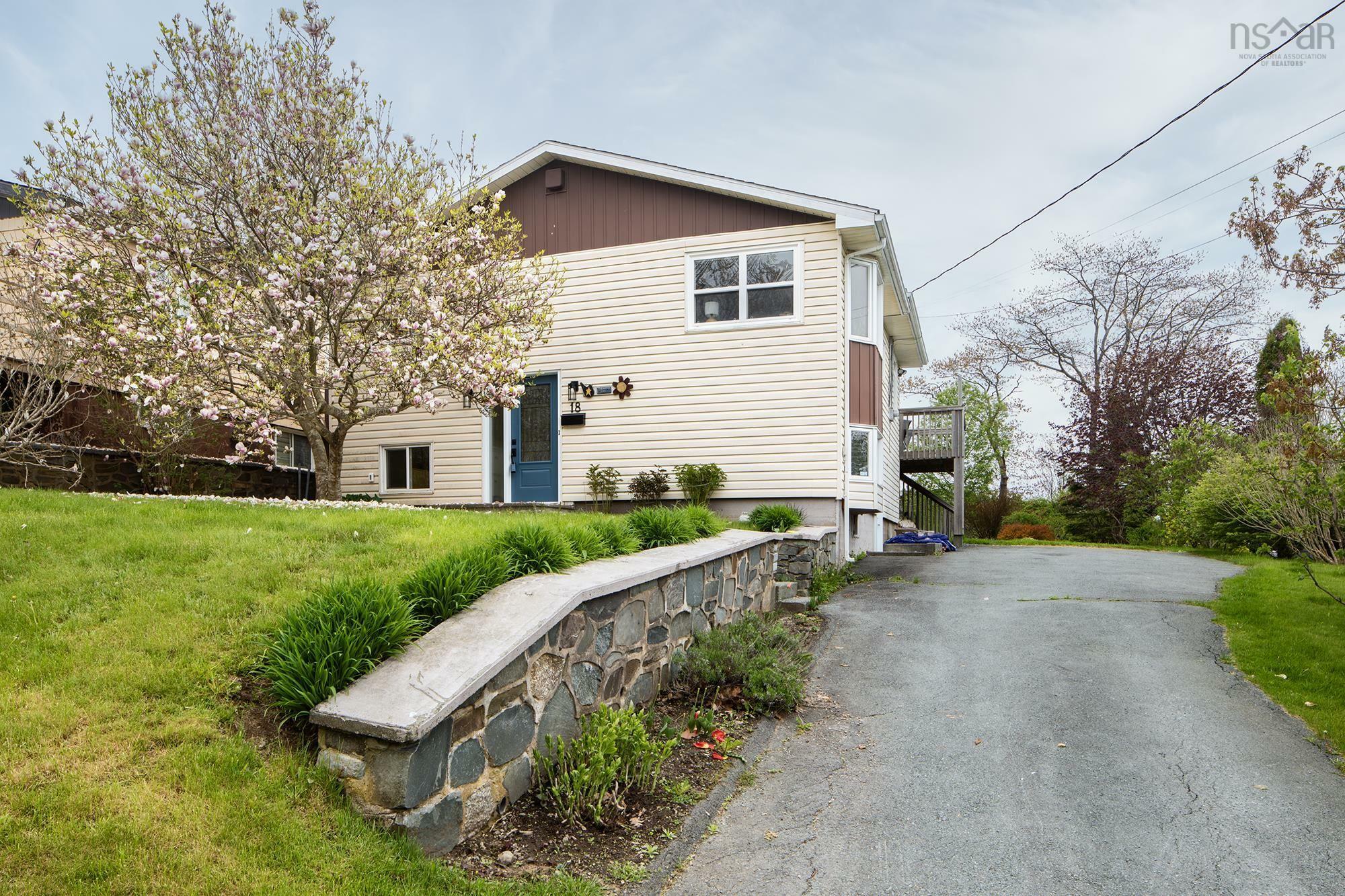Property Photo: 18 Belmont Avenue NS B2W 1E5