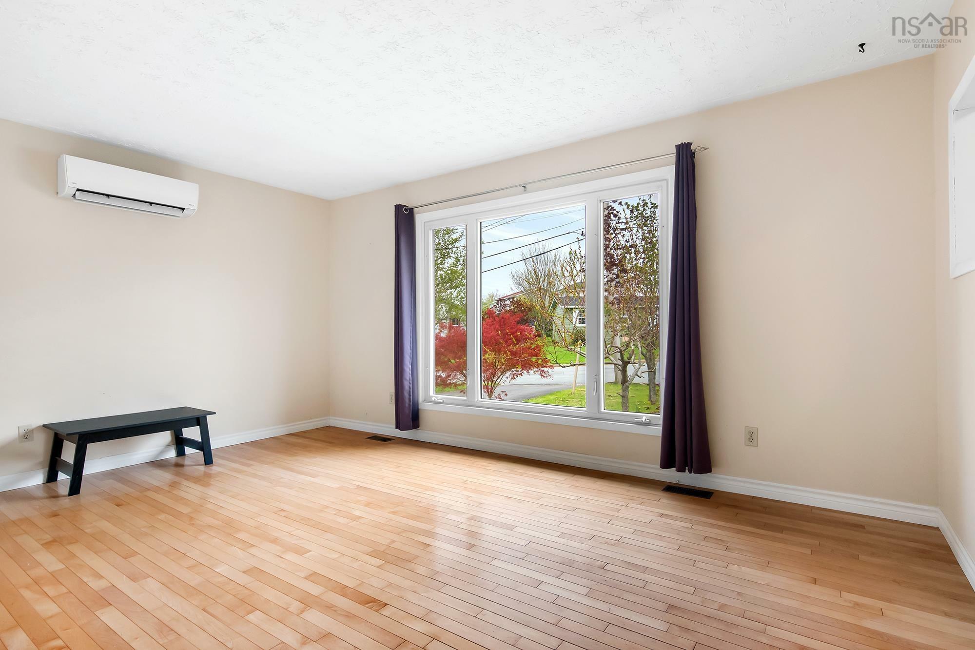Property Photo:  44 Leacock Court  NS B2W 4J4 