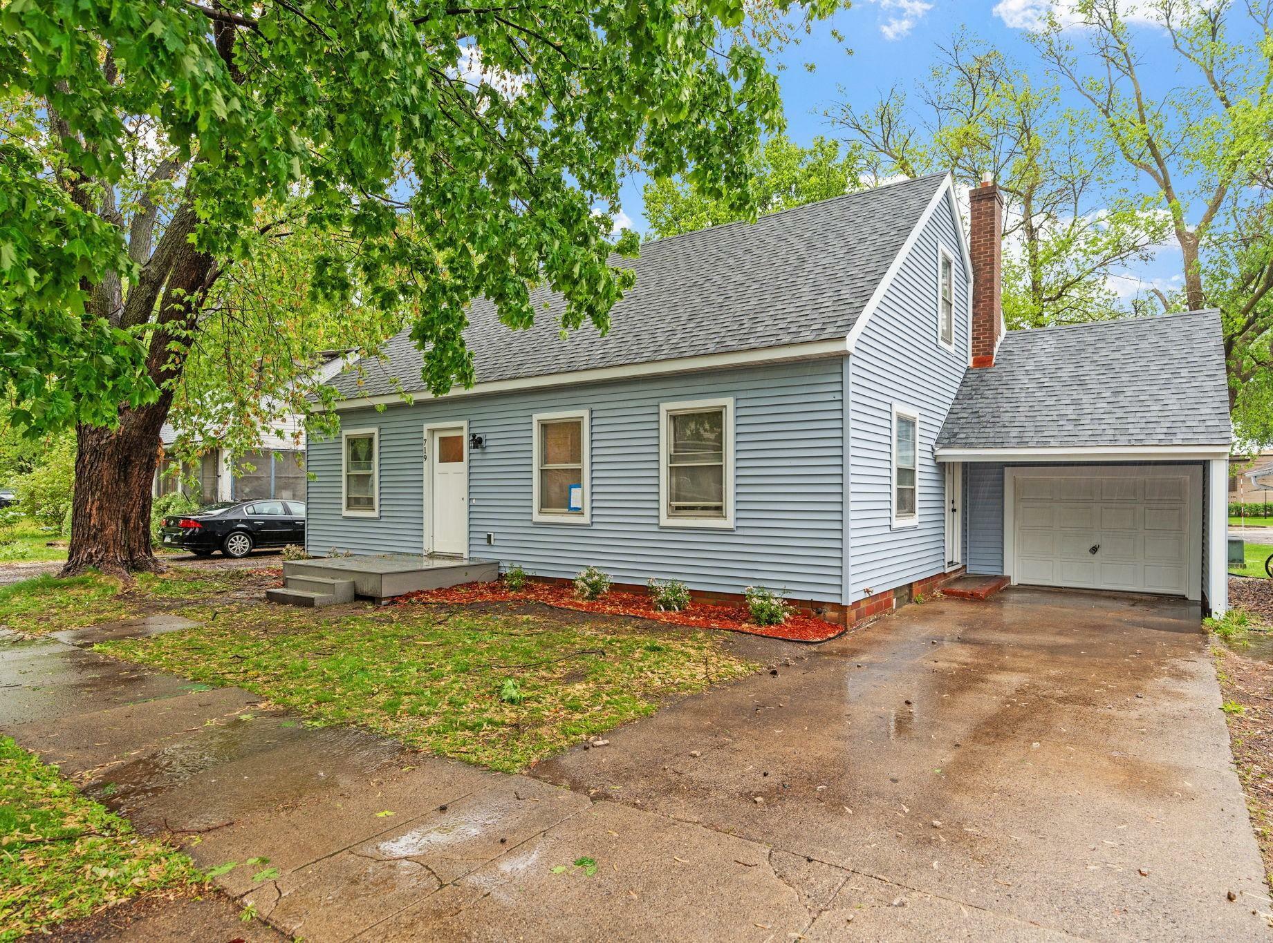 719 9th Street E  Glencoe MN 55336 photo