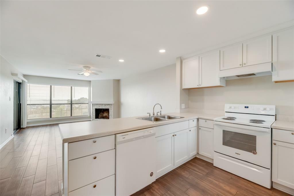 Property Photo: 172 Henry M Chandler Drive TX 75032