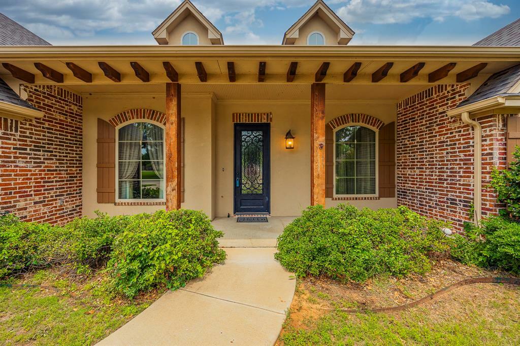 Property Photo: 3541 Abes Landing Drive TX 76049