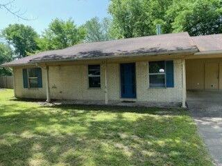 Property Photo:  809 Linda Street  AR 72753 