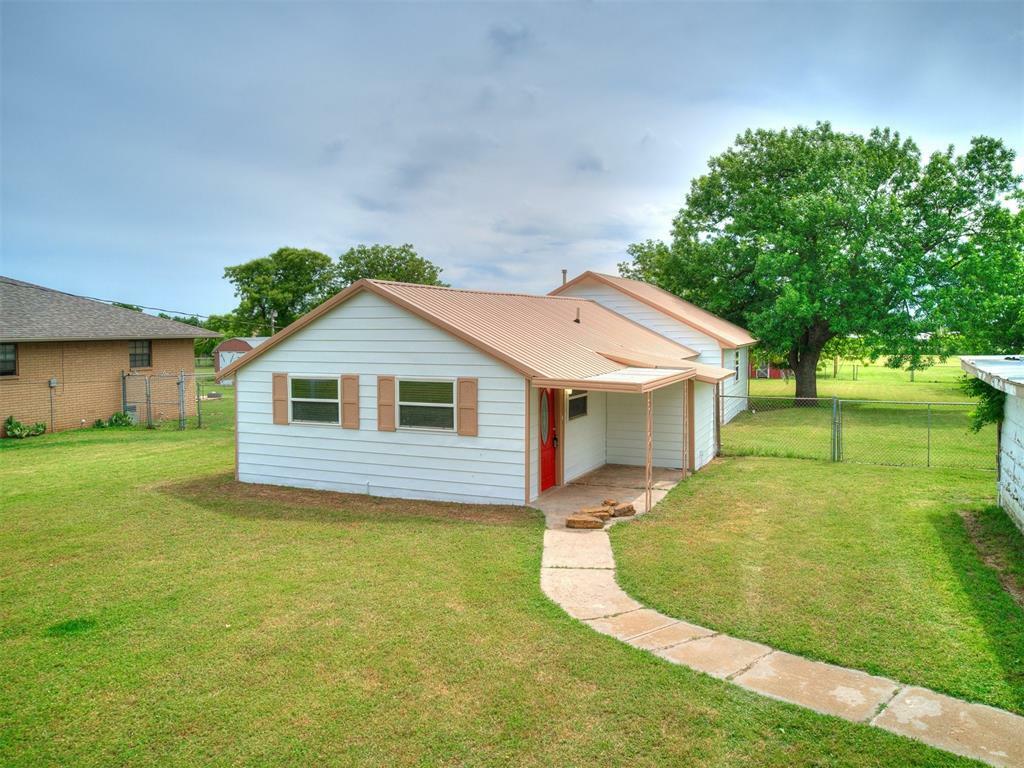 Property Photo: 2819 S Choctaw Avenue OK 73036