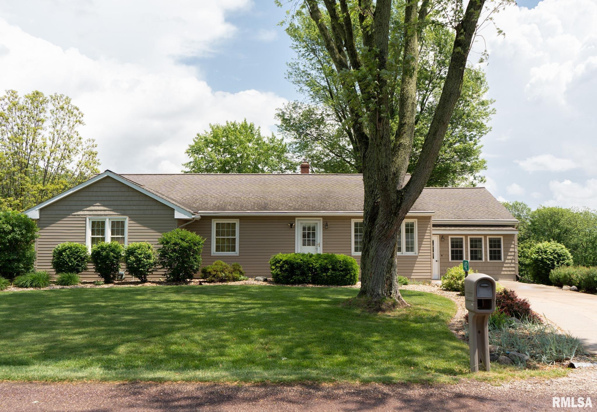 Property Photo:  412 Timberlan Road  IL 61548 