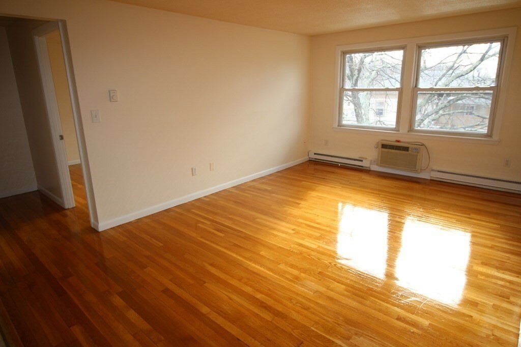 Property Photo: 318 Nesmith Street 10 MA 01852