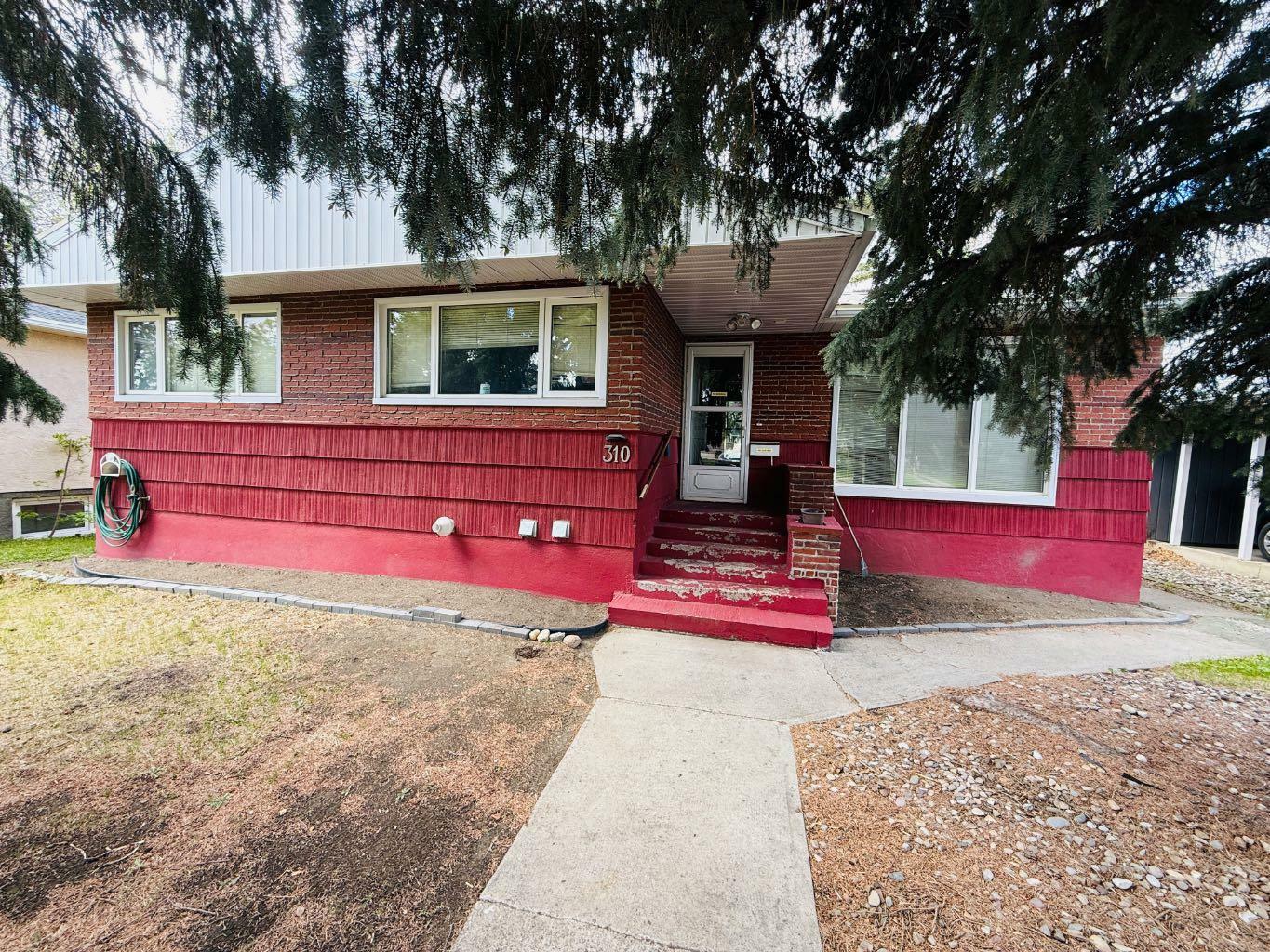 Photo de la propriété: 310 26 Street S AB T1J 3P9