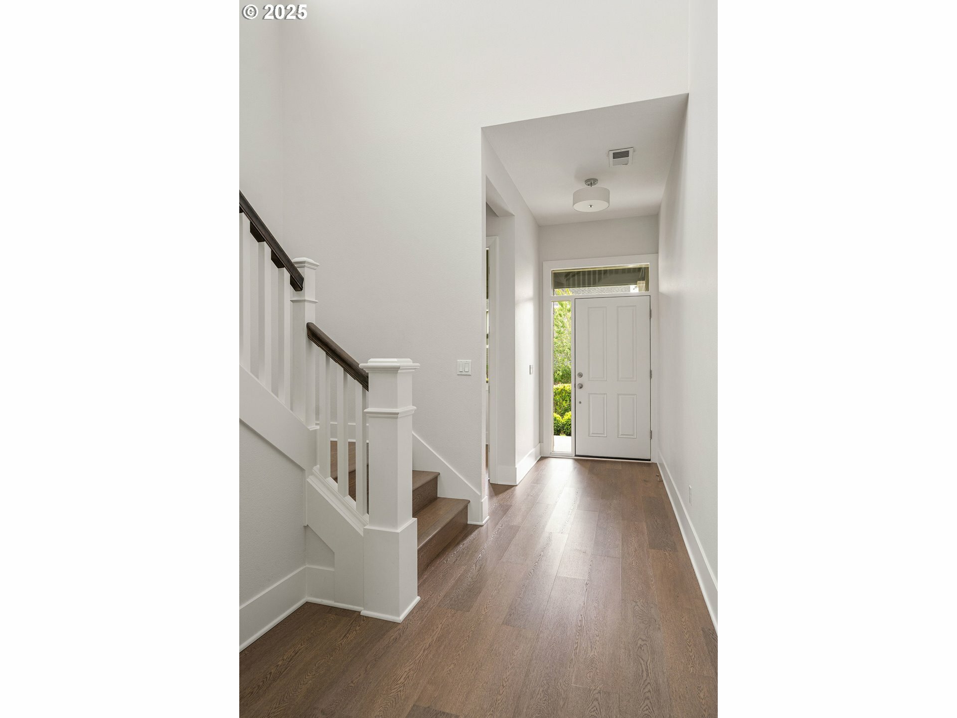 Property Photo: 28515 SW Canyon Creek Rd OR 97070