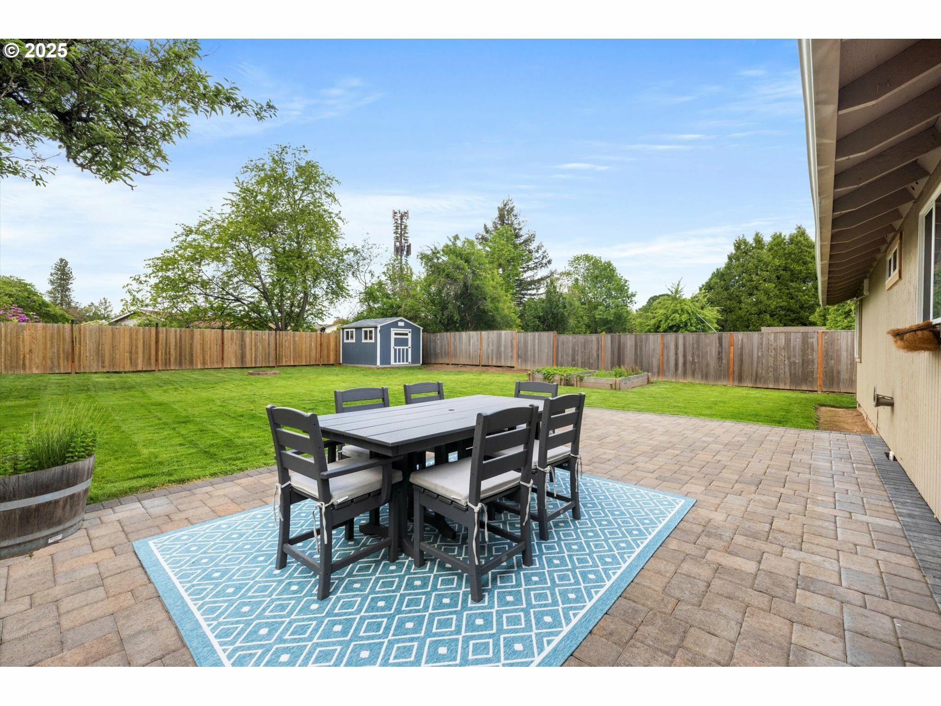 Property Photo: 13455 SW Far Vista St OR 97005
