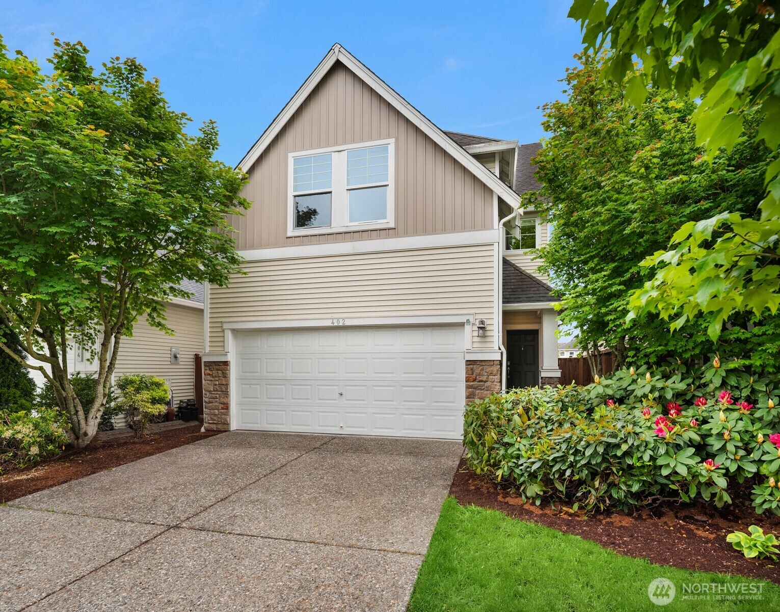 Property Photo:  402  124th Place SE  WA 98208 