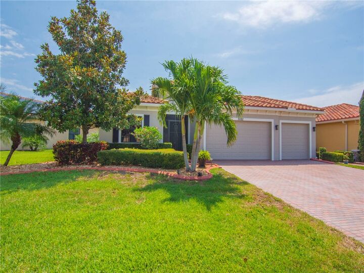 Property Photo:  5582 49th Avenue  FL 32967 