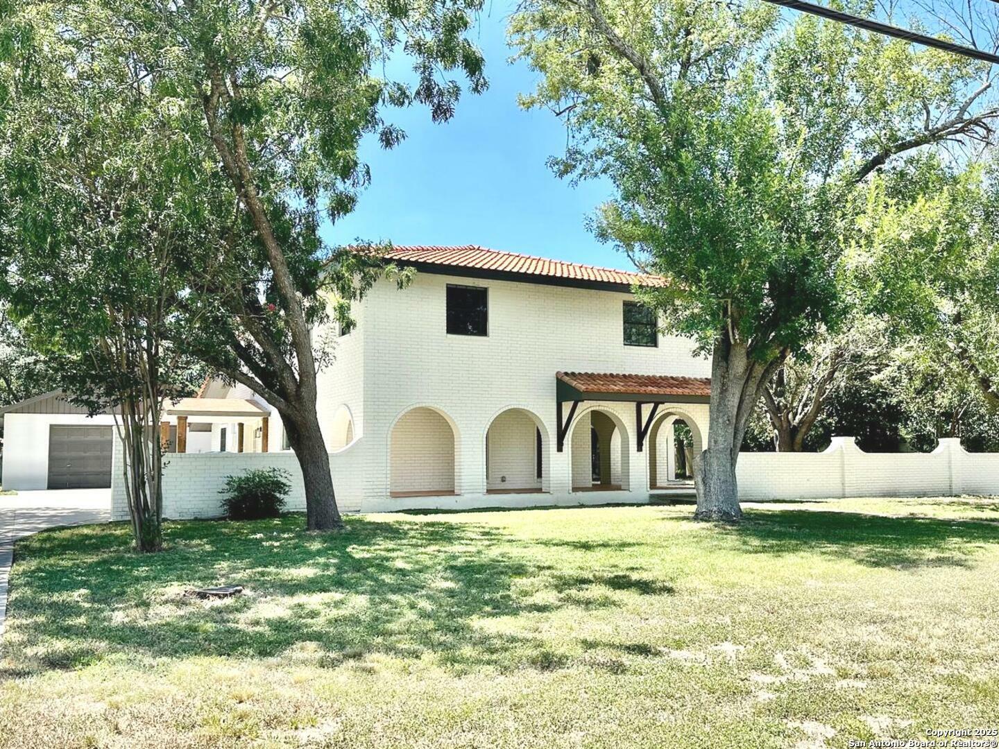 Property Photo: 520 Sagecrest Dr. TX 78232
