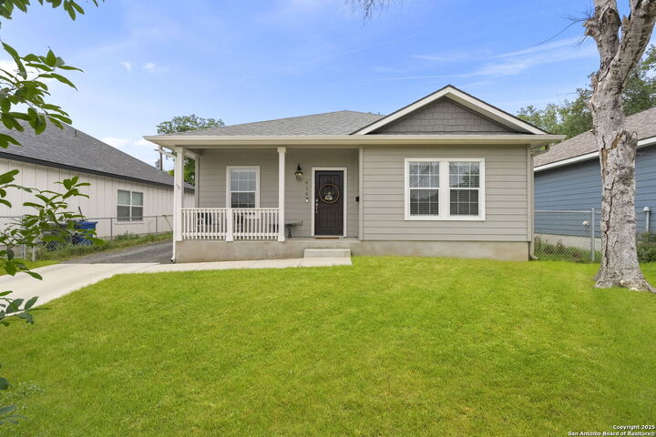 Property Photo:  419 Channing Ave  TX 78210 